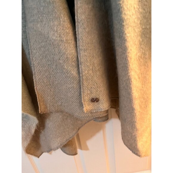 Calia by Carrie Underwood Open Front Poncho Cape Jacket OS - Picture 2 of 4